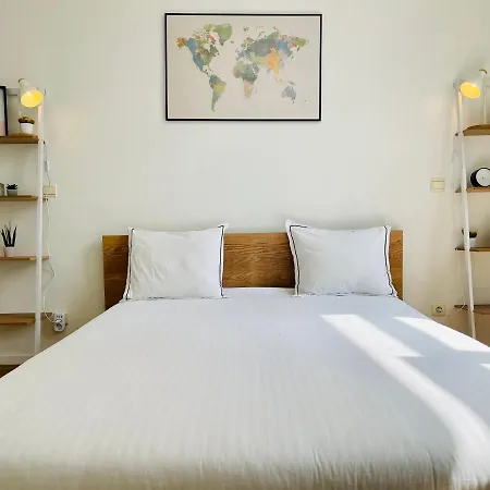 Down-town 1 Bedroom Flat Apartment Brussels
